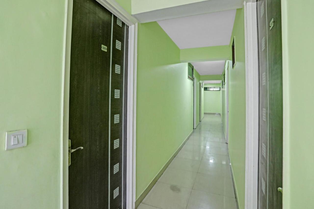 Capital O Premium Villa-2 Нью-Дели Экстерьер фото